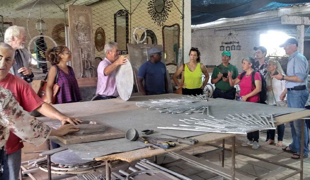 Escuela de verano genera oportunidades de diálogo y colaboración