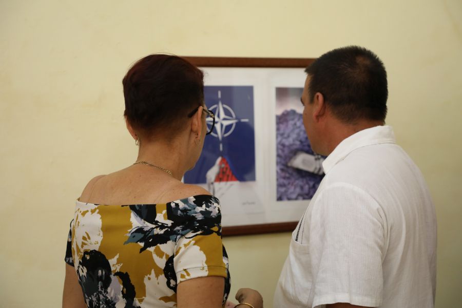 Exponen en Sancti Spíritus obras representativas del humor gráfico