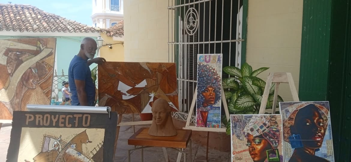 Impronta de investigador trinitario en Encuentro de Estudios Afrolatinos