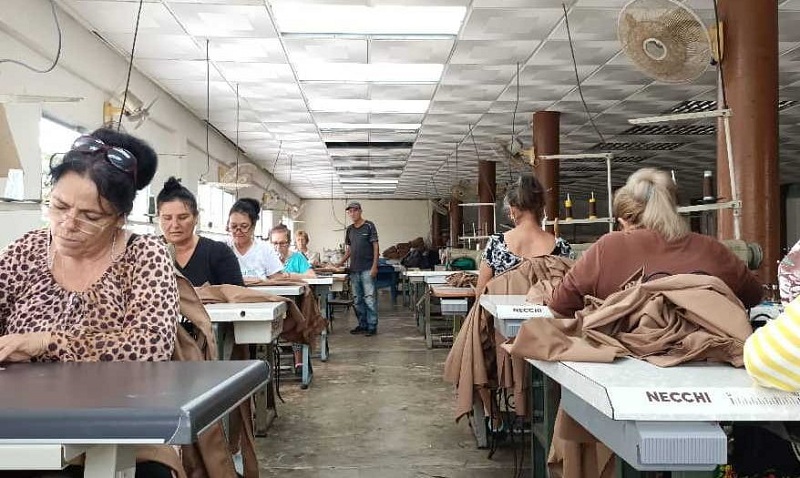 Confecciones textiles de Venegas, referencia para Producciones Varias espirituanas