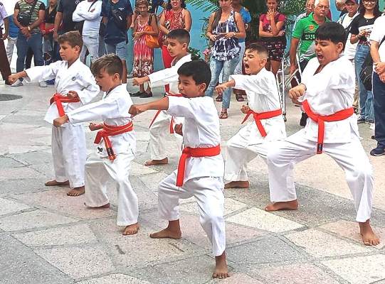 Convite deportivo por  el Día de la Rebeldía Nacional