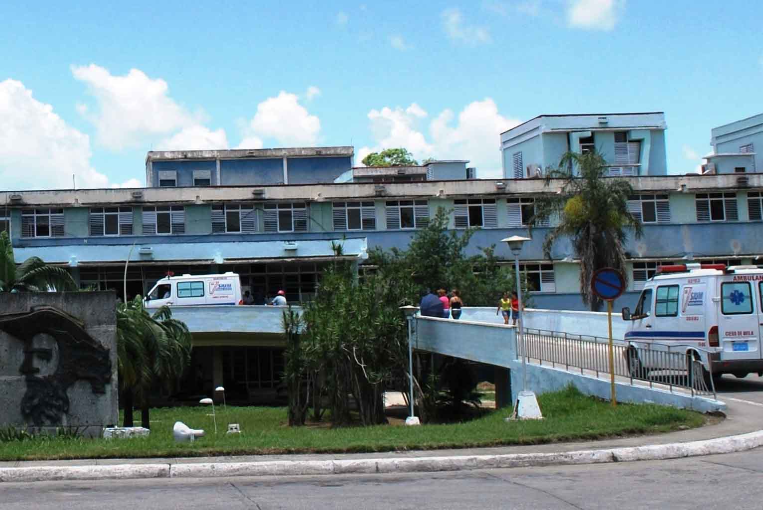 Adolescente lesionado por explosión en Guayos prosigue reportado de crítico extremo