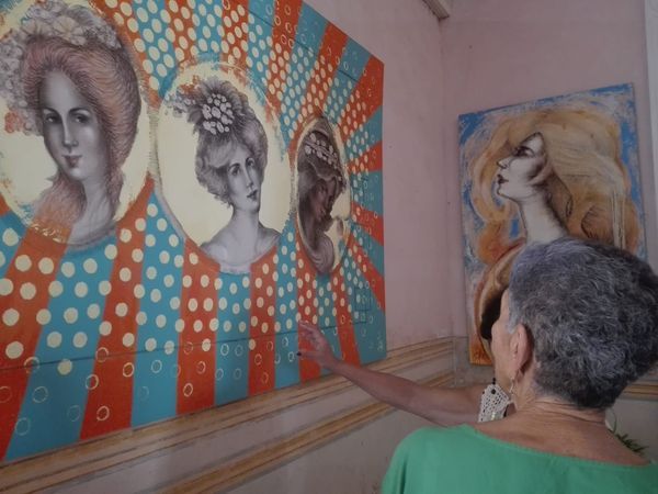 Regalo de  Yudith Vidal Faife y su proyecto Entre Hilos, Alas y Pinceles al aniversario 509 de Trinidad