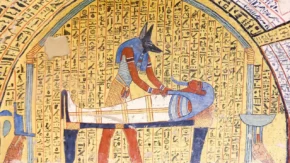 Anubis, el dios egipcio de la momificación y la muerte
