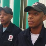 Día del trabajador eléctrico: gemelos en las alturas