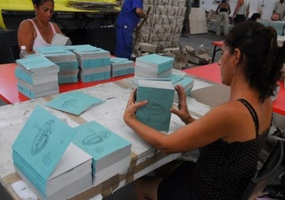 Tienda de la Empresa Gráfica Sancti Spíritus oferta productos escolares