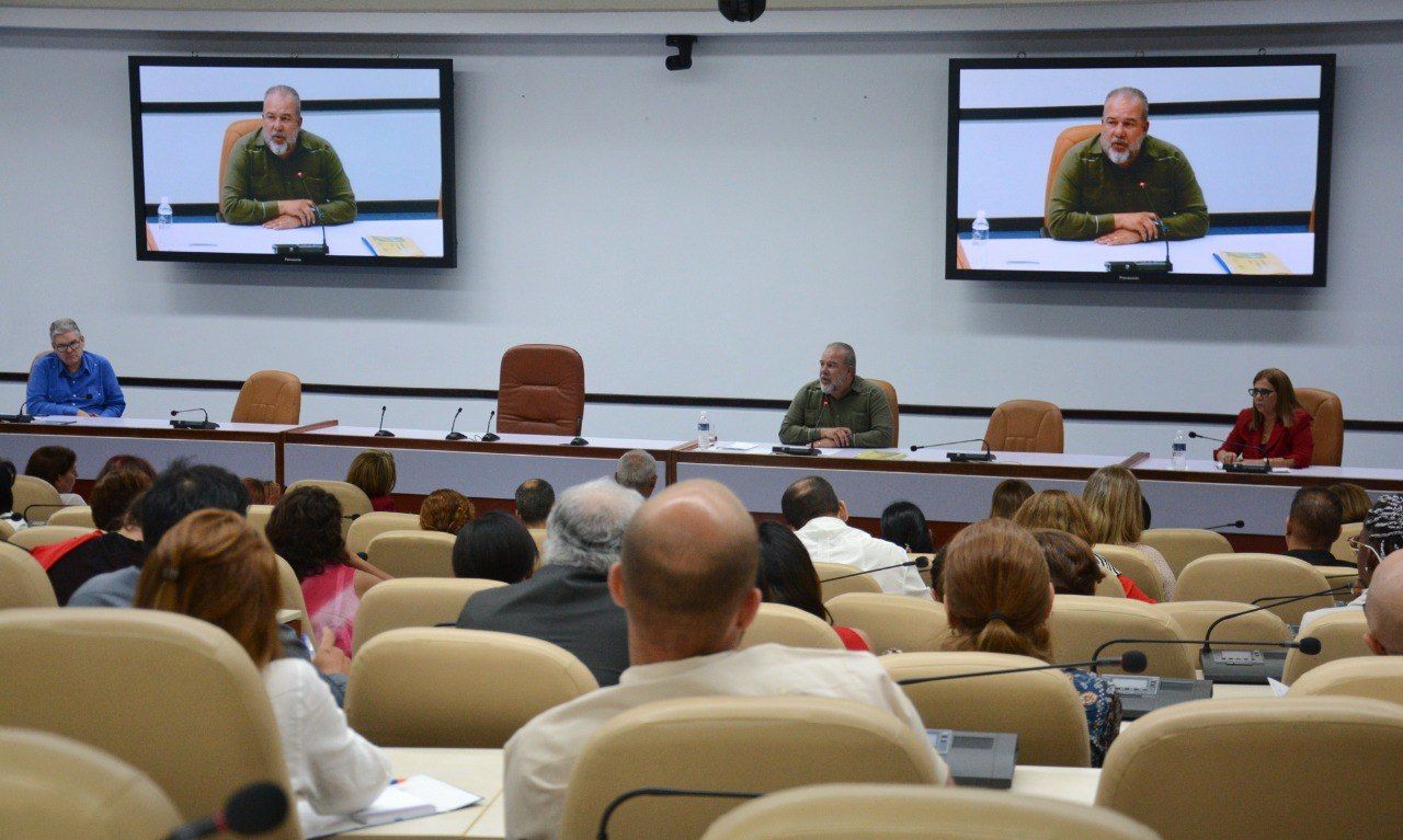 Control y exigencia, pilares de las finanzas cubanas en 2023