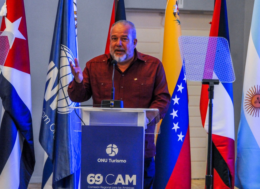 Pese al impacto del bloqueo, desarrollo del turismo en Cuba no se ha detenido