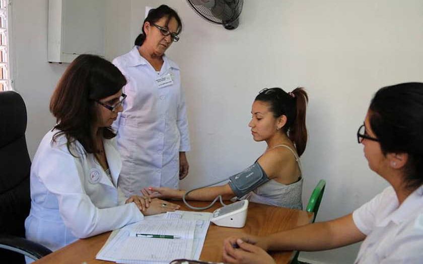 Feria de Salud en Sancti Spíritus por aniversario del Programa del Médico de la Familia