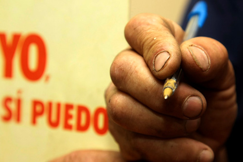 Más de medio centenar de educadores espirituanos prestan servicios en otras naciones
