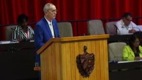 Ministro de Economía: Inflación, escasez de divisas, combustible y energía eléctrica frenan el crecimiento económico