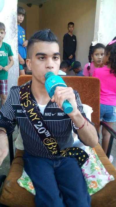 El Pichi es un niño feliz