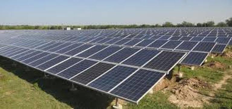 Avanza construcción civil de parque fotovoltaico de Cabaiguán