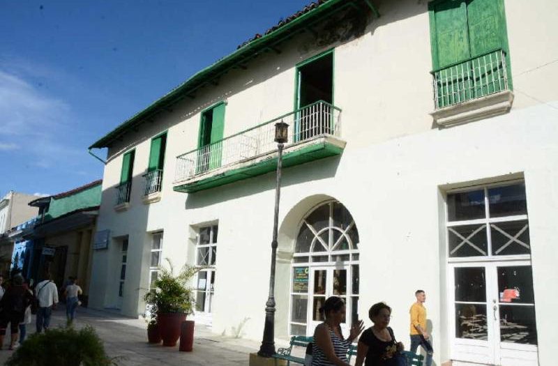 Mayor impulso a labores en centro de convenciones espirituano