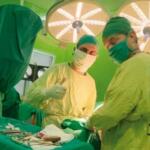 Pediátrico espirituano labora por consolidar servicio de cirugía por mínimo acceso