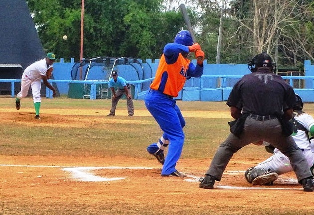 Peloteros espirituanos a pruebas de talento en busca de contratos internacionales