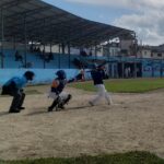 Abrazo en la cima de Serie Provincial de Béisbol