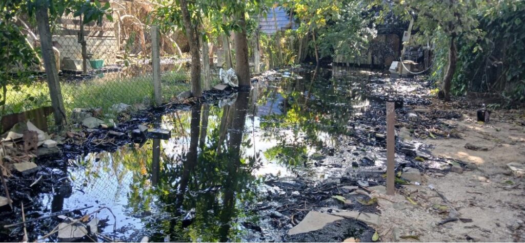 Accionan en saneamiento ambiental ante derrame de combustible en Guayos  