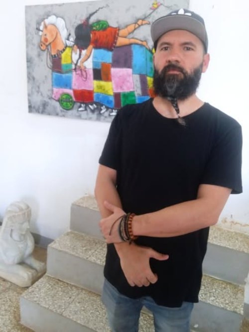 Reynaldo Iglesias , pintor espirituano .