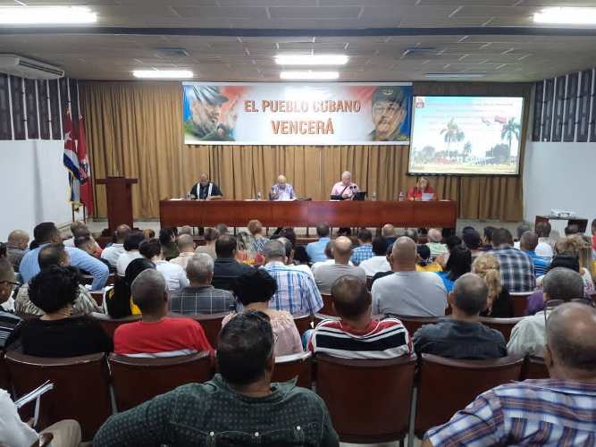Pleno partidista en Sancti Spíritus valora acciones para reimpulsar la economía (+ audios)