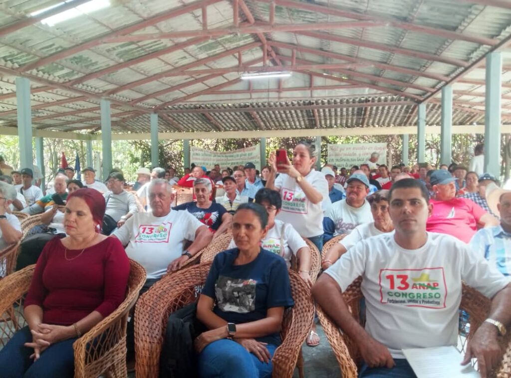 Campesinos de Cabaiguán celebran su día entre los punteros de la provincia