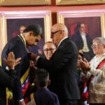 Investido Maduro como Presidente constitucional de Venezuela