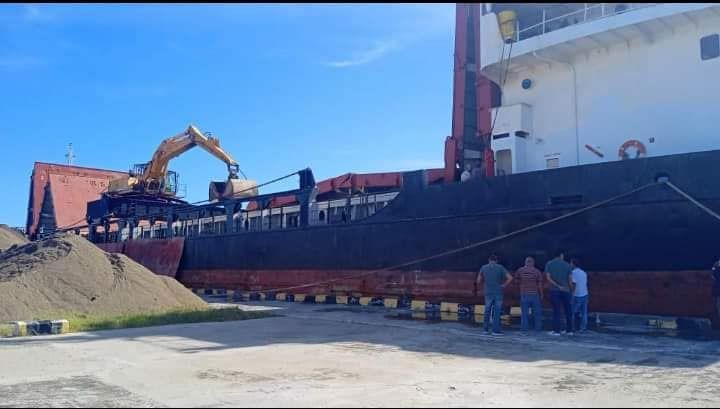 Cierra primera etapa de exportación de áridos al Caribe por puerto de Casilda