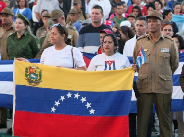 Por Venezuela, el apoyo espirituano. Foto: Oscar Alfonso Sosa.