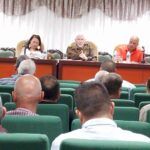 Evalúa Ramiro Valdés producción de materiales de la construcción en Sancti Spíritus