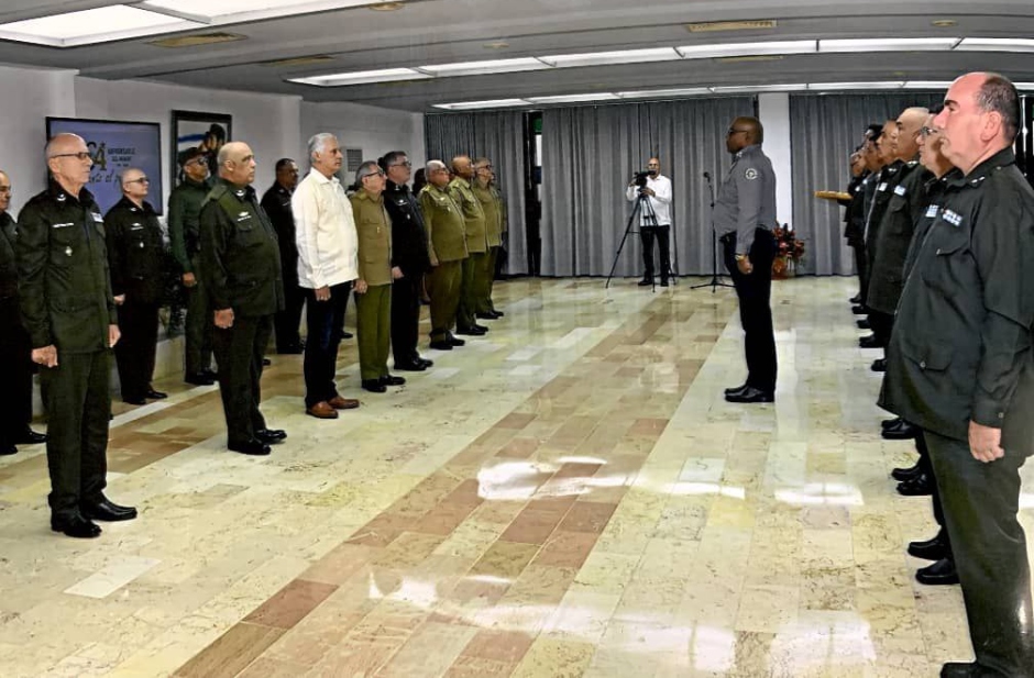 Presidieron Raúl y Díaz-Canel acto de ascenso en el Minint