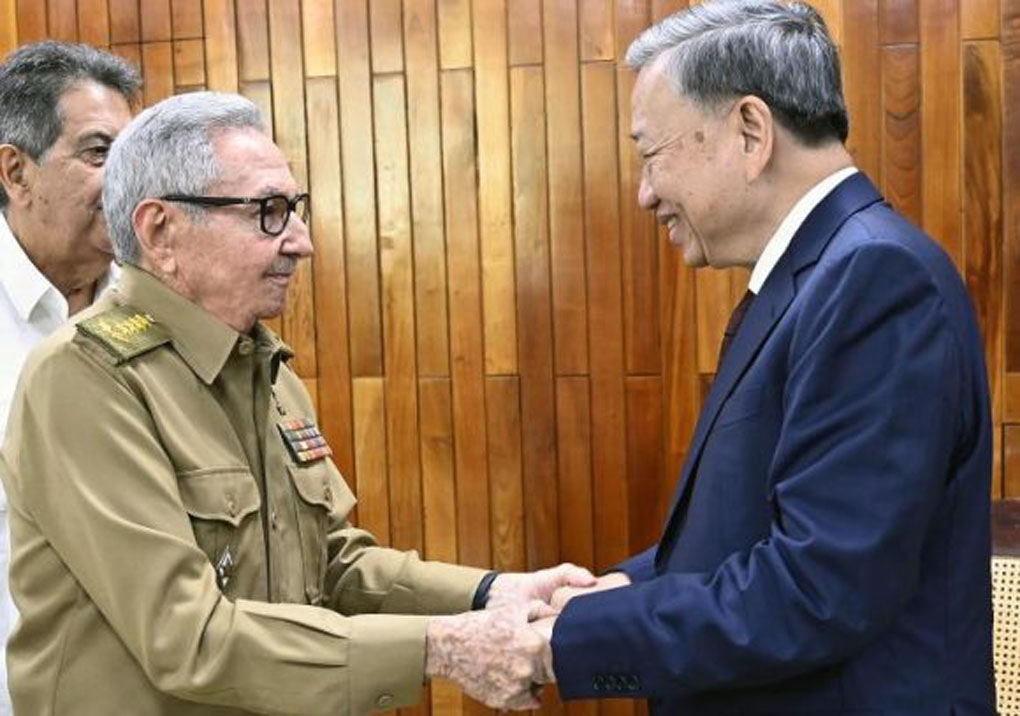 Recibió Raúl Castro al líder de Vietnam To Lam
