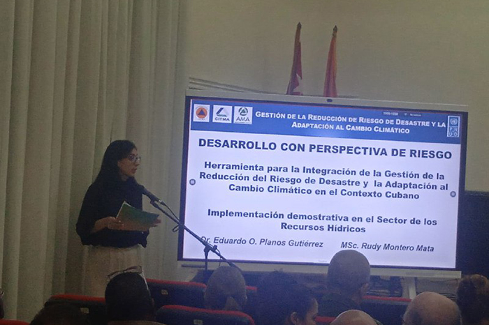 Evalúan expertos herramientas para reducción de riesgos en Cuba