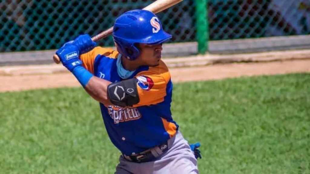 Gallos barren a los Toros en contienda cubana de béisbol