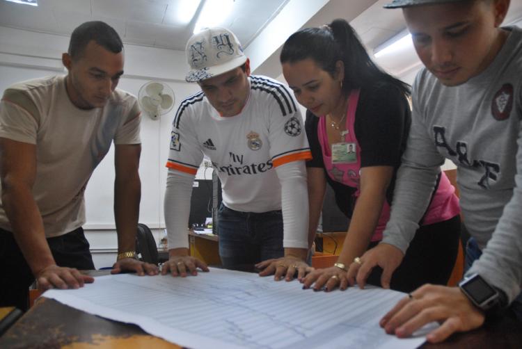 ⁠¿Cómo mejorar el cumplimiento del servicio social de quienes inician su vida laboral?