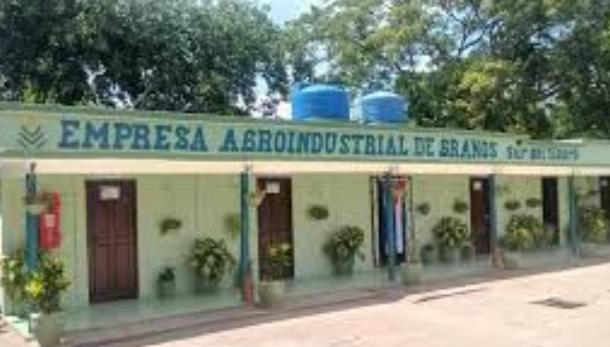 Medios biológicos contribuyen al desarrollo agrícola de La Sierpe