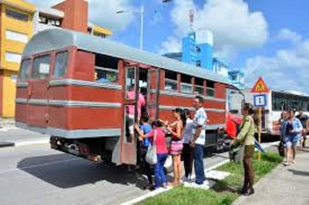 ¿Por qué persisten las violaciones de precios en la transportación de pasajeros?