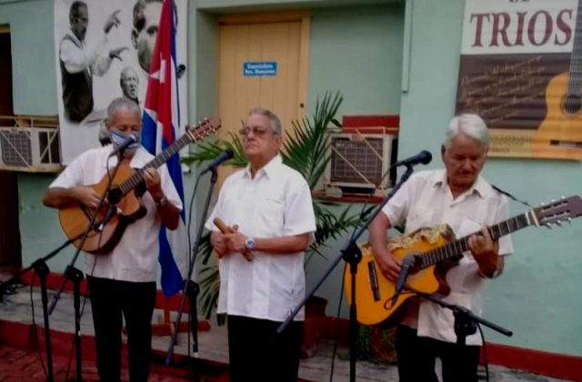 Trío Colonial, 33 años de fundado