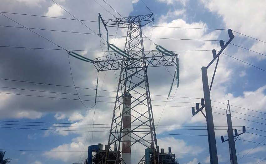 Avería en líneas de alta tensión causó desconexión de sistema eléctrico