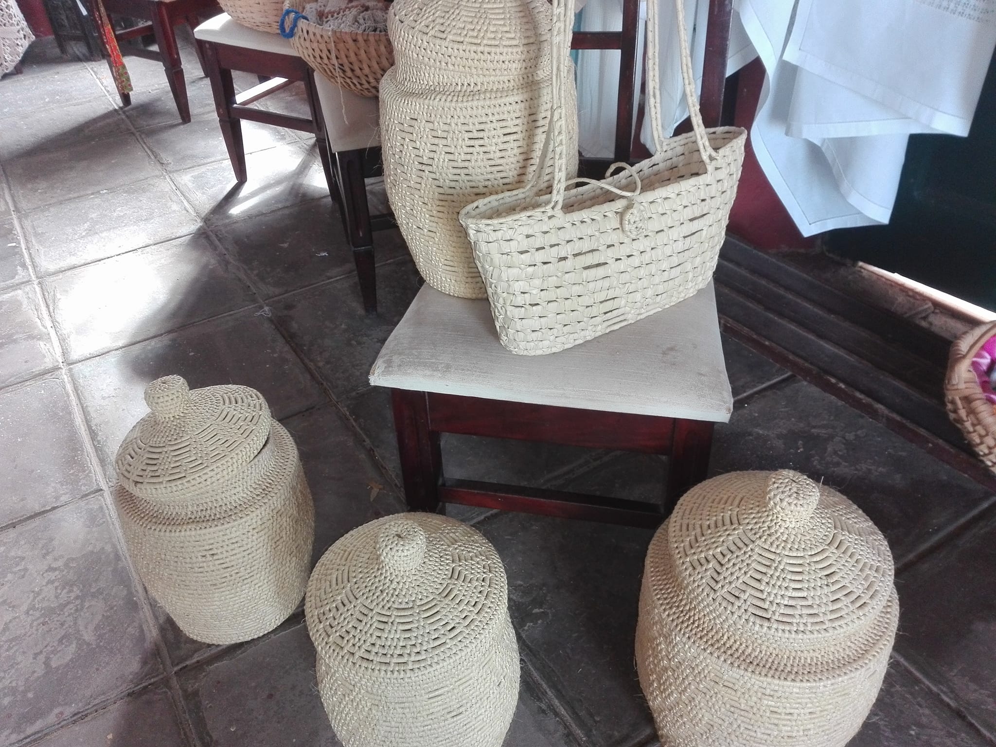 Proyecto Urdimbre de Trinidad : apuesta por la aguja y el crochet