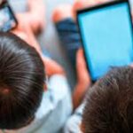 Se incrementan las enfermedades oculares en niños y adolescentes debido al uso excesivo de dispositivos electrónicos