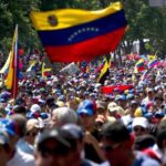 Periodistas cubanos denuncian golpismo comunicacional contra Venezuela
