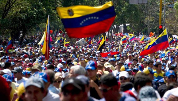 Periodistas cubanos denuncian golpismo comunicacional contra Venezuela
