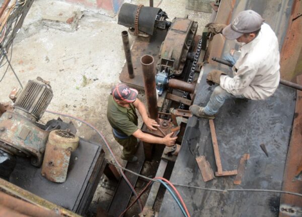 Limitaciones de recursos existen, pero la voluntad de que el centro esté listo es fuerte. Foto: Oscar Alfonso Sosa.