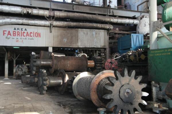 En la industria hay precisión de cada trabajo a ejecutar. Foto: Oscar Alfonso Sosa.
